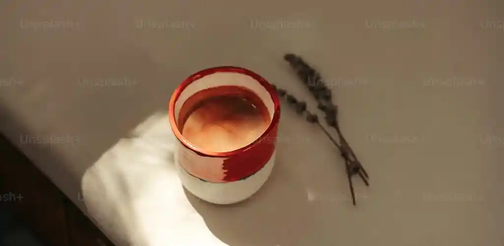 커피 찌꺼기 재활용을 위한 피부 스크럽 재료